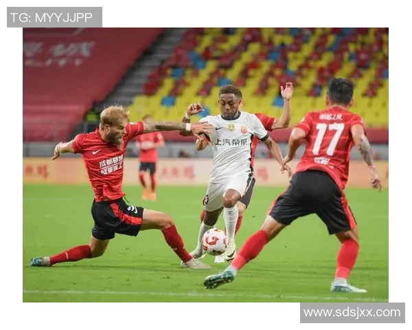 成都足球队在选拔赛中的灵活性表现分析与点评 成都足球队在选拔赛中的灵活性表现分析与点评