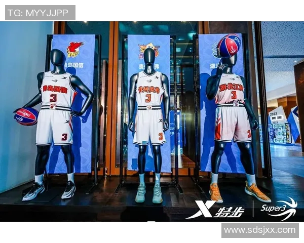 特步足球明星服引领运动时尚潮流助力球迷激情追梦 特步足球明星服引领运动时尚潮流助力球迷激情追梦