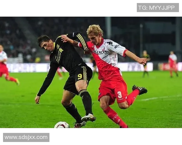 广州羽毛球队在钻石联赛中以50分稳居积分榜首位展现强劲实力